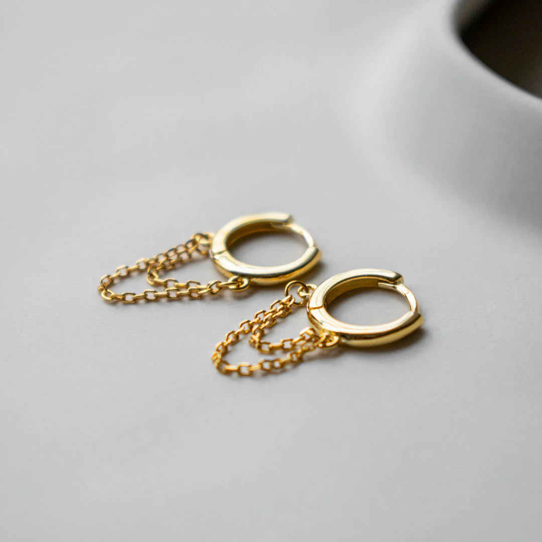 KRASÁ - Chained Hoop Earrings